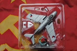 Hobby Master HA2416 MIG-15bis 